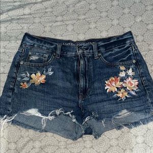 American eagle outfitters embroidery short